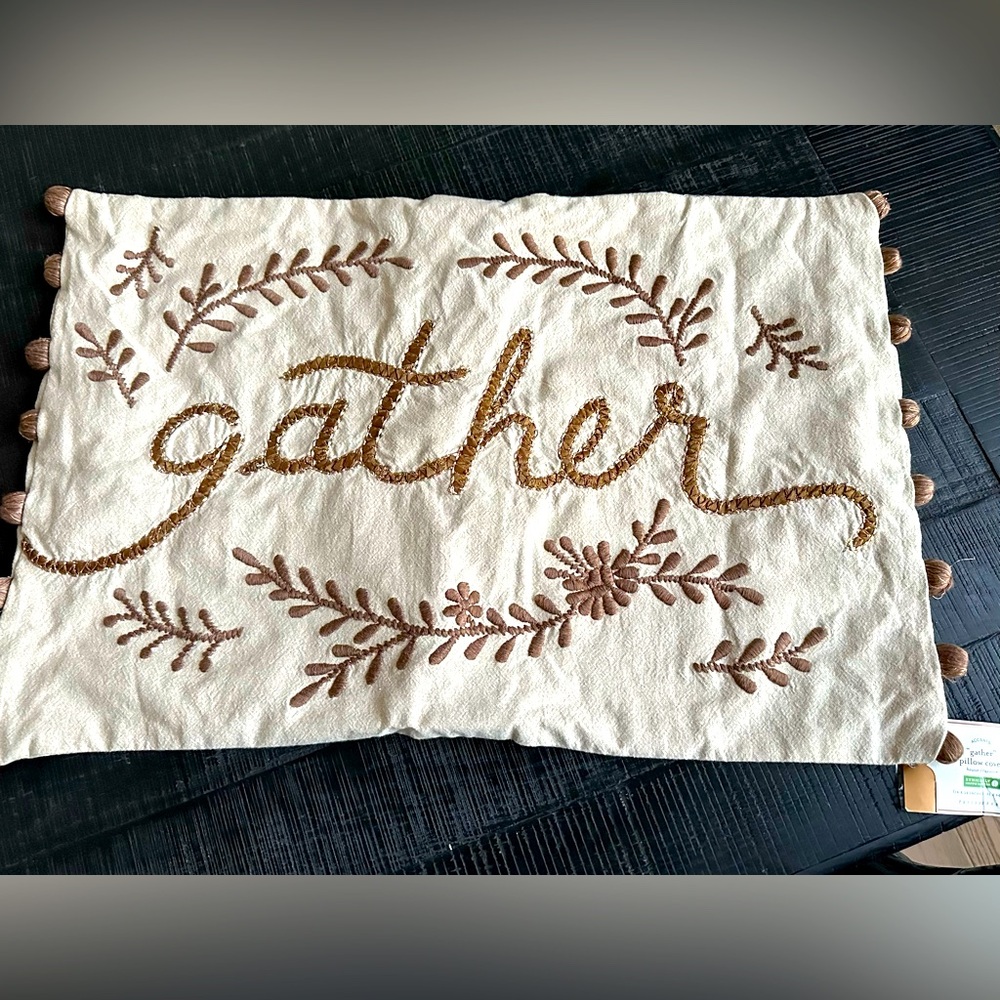 Pottery Barn GATHER pillow cover 16”x 26”